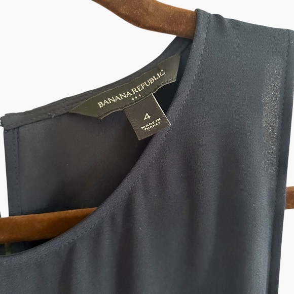 Banana Republic | Belted Crop Wide Leg Jumpsuit - Picture 3 of 10